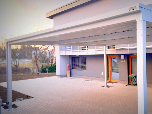ROVNÝ AUTOPŘÍSTŘEŠEK STEEL STRAIGHT D - trapézová střecha