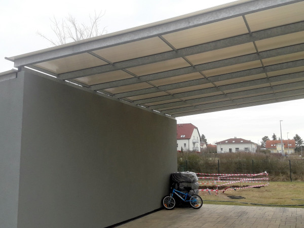 PŘÍSTŘEŠEK ROVNÝ STEEL STRAIGHT D PRO 2 AUTA - polykarbonát