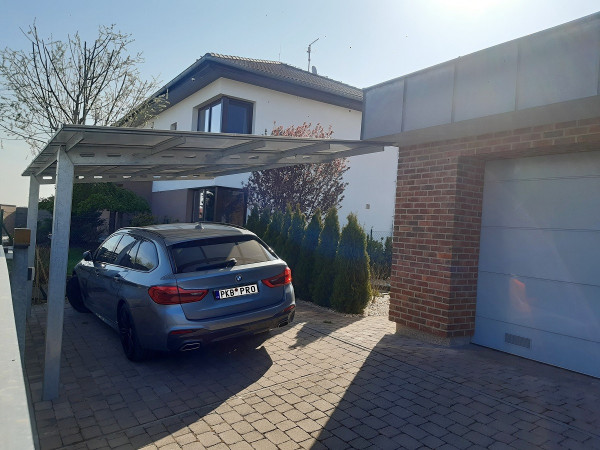 🚗 Rovný přístřešek - Steel Straight T | Odolná ochrana pro vaše vozidlo 🏡